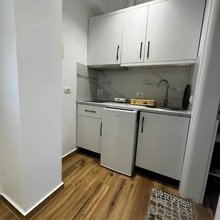 Zogaj Apartment *